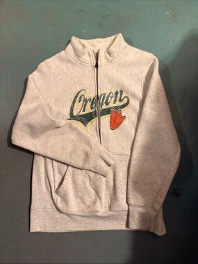 Oregon ducks Threads Light Gray Cowl Zip Pullover with Green and Orange Script